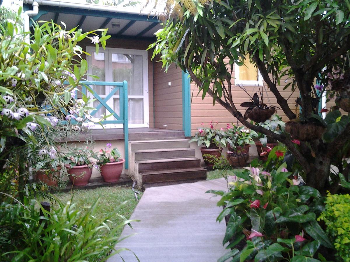 Les Agapanthes Vila Le Tampon Exterior foto